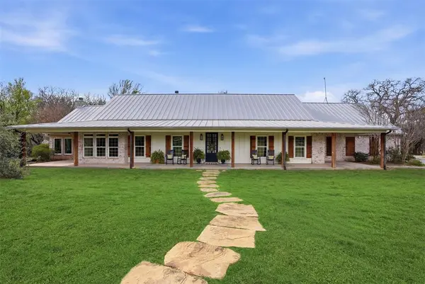 2151 Lipan Highway, Granbury, TX 76048