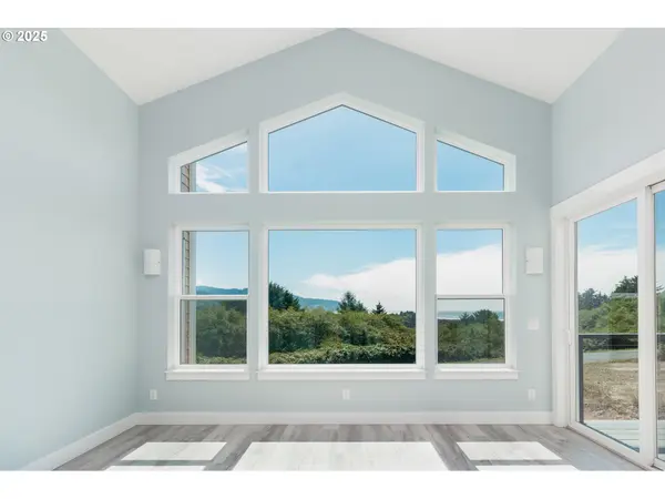 6485 HERON VIEW DR, Neskowin, OR 97149