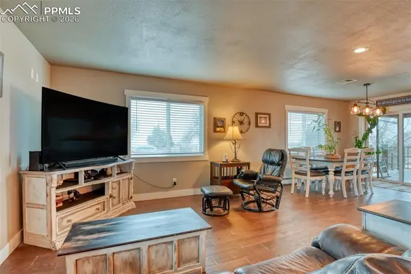 855 Marilyn DR, Penrose, CO 81240