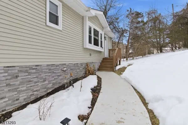 3 Gardenia Rd, Vernon Twp., NJ 07418