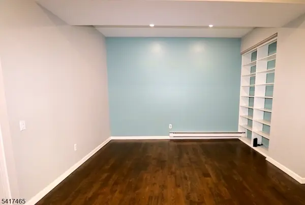 111 Mulberry St #6D, Newark City, NJ 07102