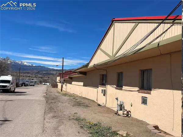 3920 N Nevada AVE, Colorado Springs, CO 80907