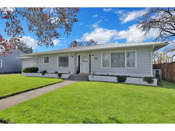 1355 JUNIPER ST, Junction City, OR 97448