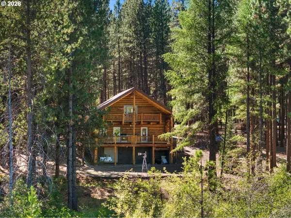 39151 LAST CHANCE LN, Baker City, OR 97814