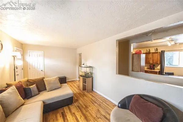 1220 Hartford ST, Colorado Springs, CO 80806