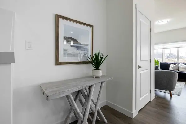 709 Clearview GN, Chestermere, AB T2P 2G7