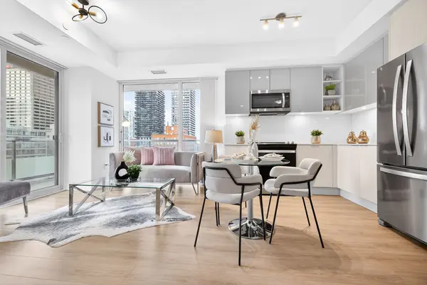 50 Dunfield AVE #1217, Toronto C10, ON M4S 0E4