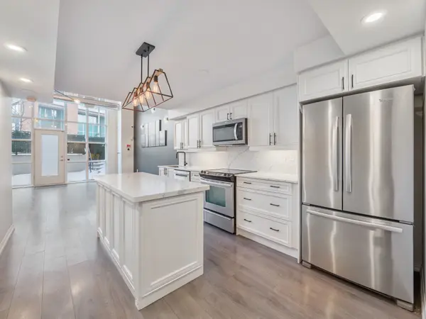 125 Western Battery RD #103, Toronto C01, ON M6K 3R8