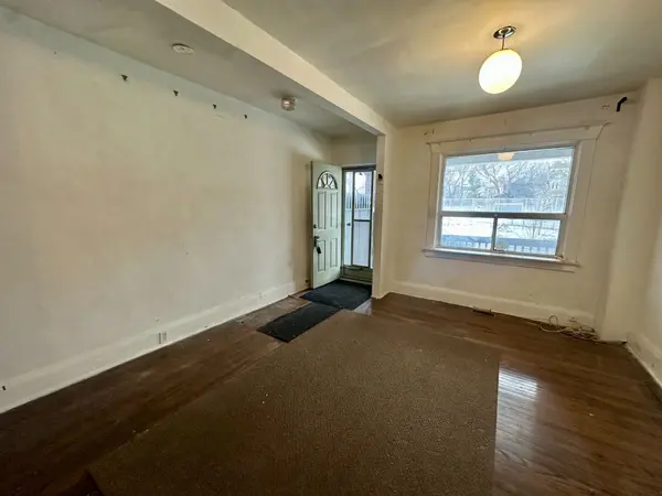 54 Chatham AVE, Toronto E01, ON M4J 1K6