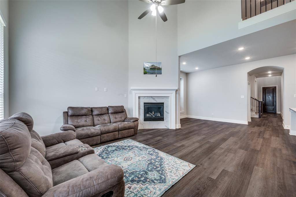 4713 Honeysuckle Court, Aubrey, TX 76227