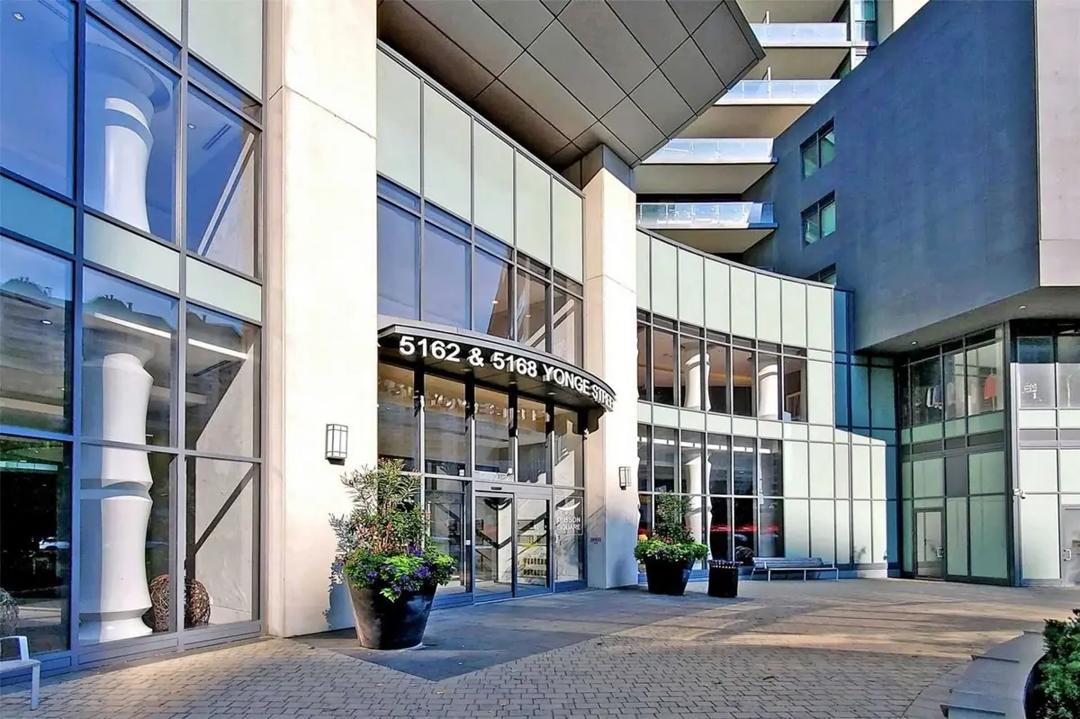 5162 Yonge ST #811, Toronto C07, ON M2N 5P6