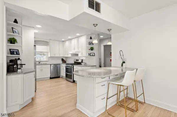 132 Cresthill Ave, Clifton City, NJ 07012