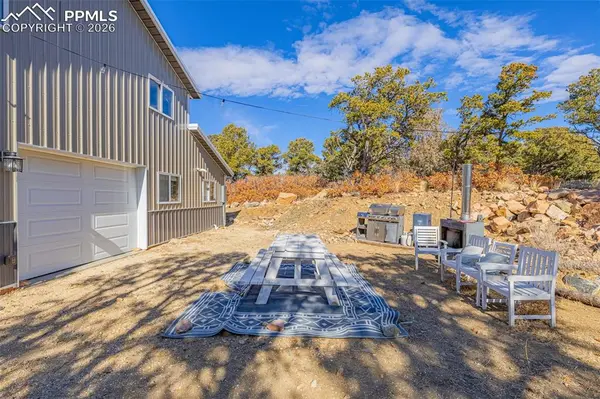 323 Marion LN, Cotopaxi, CO 81223