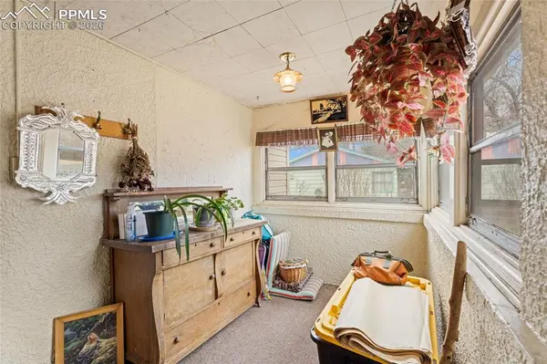 2815 Beacon ST, Colorado Springs, CO 80907