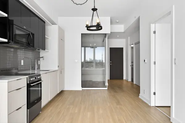 6 Parkwood AVE #509, Toronto C02, ON M4V 0A3