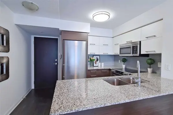 5162 Yonge ST #811, Toronto C07, ON M2N 5P6