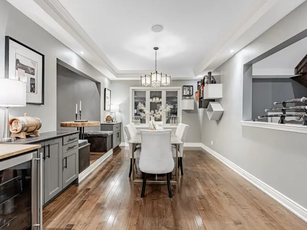 66 Rideout ST, Ajax, ON L1S 1P8