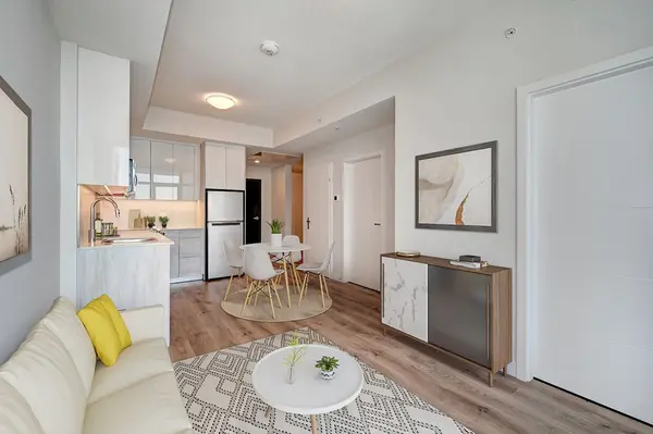 60 Frederick ST #813, Kitchener, ON N2H 0C7