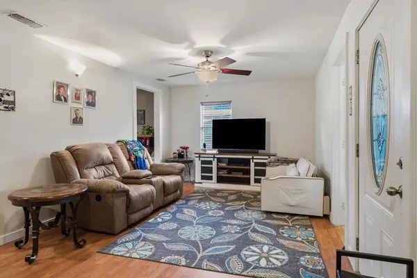 19917 County Road 4145, Lindale, TX 75771