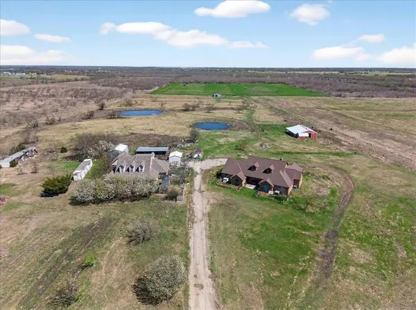 9595 County Road 262, Crandall, TX 75114