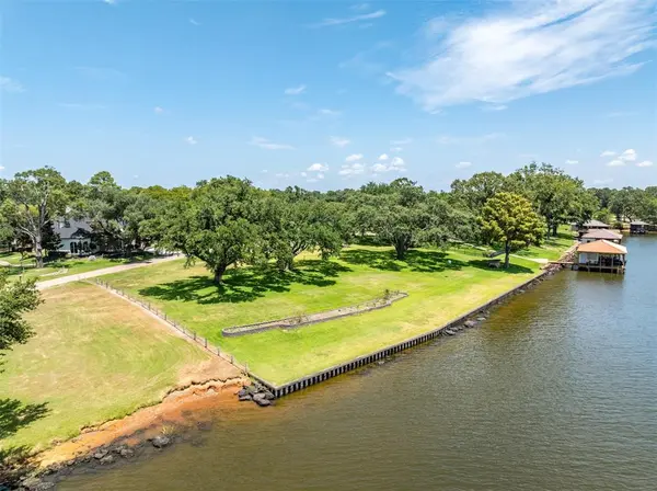 109 Key Allegro Drive, Bullard, TX 75757