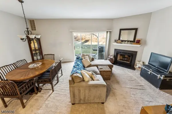 25 Sycamore Way, Mount Arlington Boro, NJ 07856