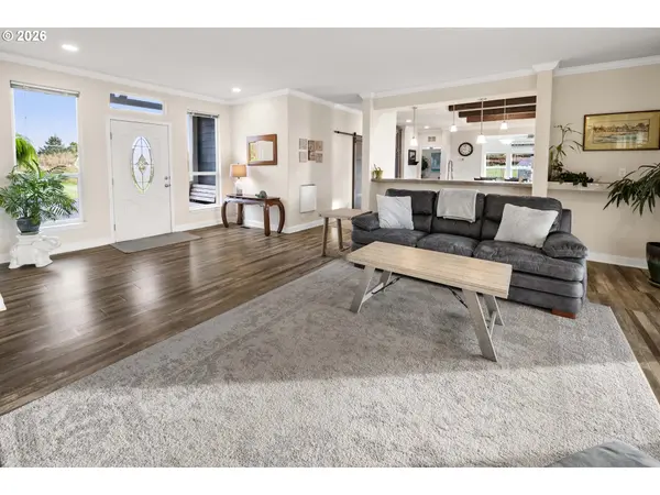 90389 WIND AND SEA LOOP, Warrenton, OR 97146