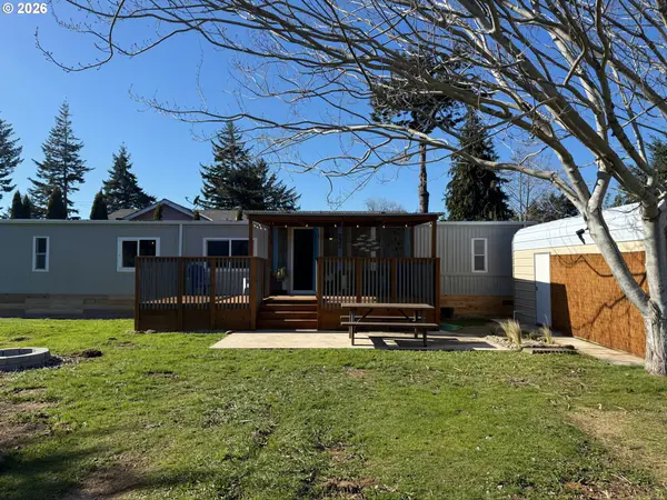 232 NE OHIO AVE, Bandon, OR 97411