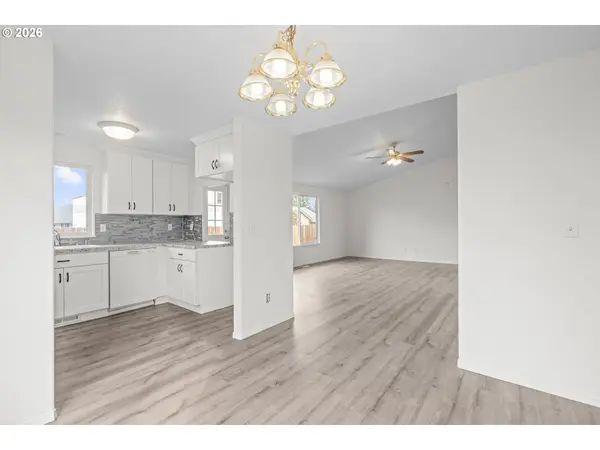 1667 WENDY ST NE, Salem, OR 97305