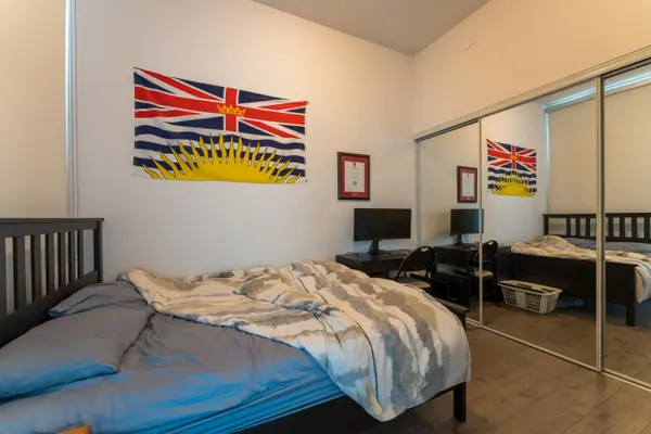 297 College ST #1005, Toronto C01, ON M5T 0C2