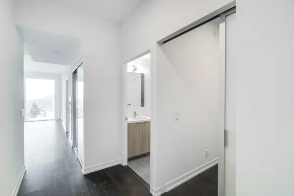 2020 Bathurst ST #833, Toronto C03, ON M5P 0A6