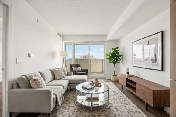 1010 Sandy Beach Road RD #304, Pickering, ON L1W 0C7