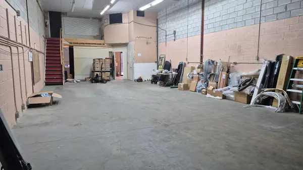 25 Saunders RD #9, Barrie, ON L4N 9A7