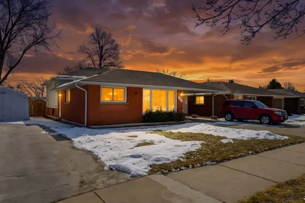 2426 Tait AVE,  Burlington,  ON L7P 1H1