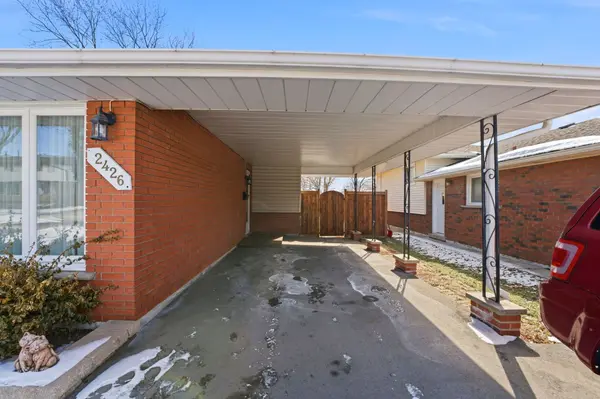 2426 Tait AVE, Burlington, ON L7P 1H1