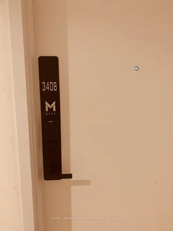 3900 Confederation RD #3408, Mississauga, ON L5B 0M3