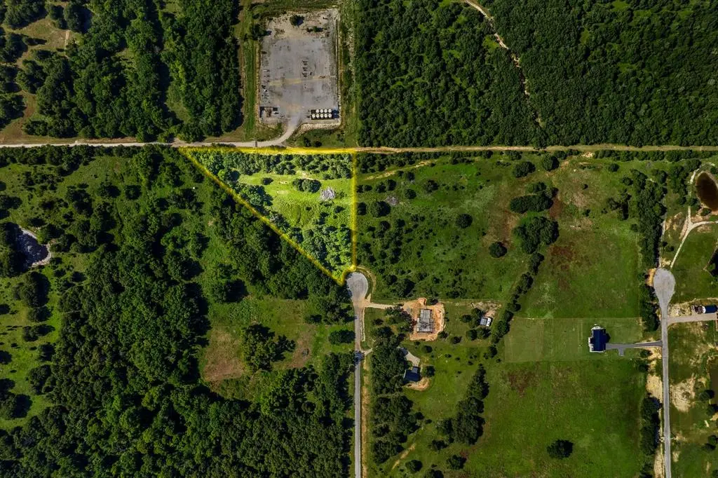 355 Trailride Lane, Nocona, TX 76255