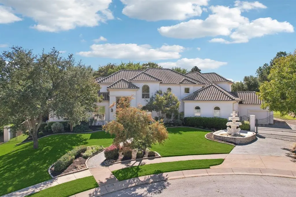 1403 Lands End Court, Southlake, TX 76092