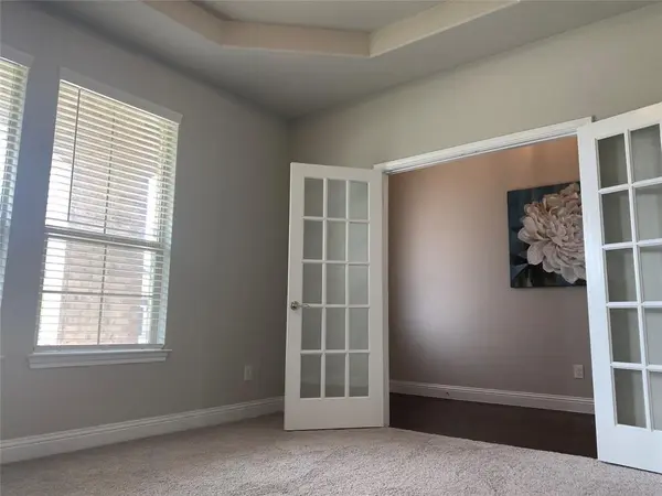 209 Johnson Street, Granbury, TX 76048