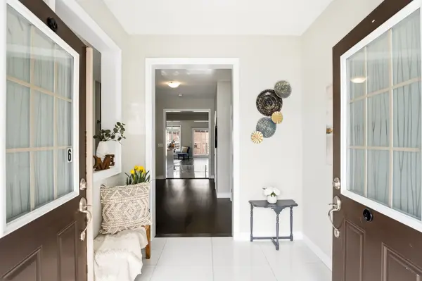 6 Aldridge LN, Clarington, ON L1B 1G9