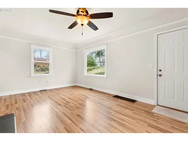 12434 SE 26TH AVE, Milwaukie, OR 97222