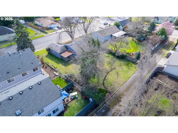 442 NW 4TH AVE, Canby, OR 97013