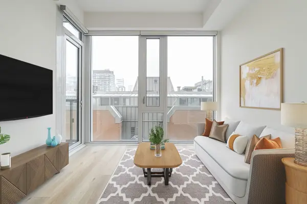 158 Front ST E #1004, Toronto C08, ON M5A 0K9