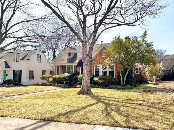 7124 Casa Loma Avenue, Dallas, TX 75214
