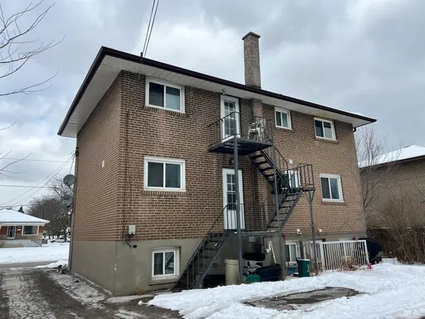 337 Frontenac AVE, Oshawa, ON L1J 2A7