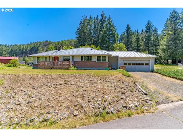 538 MOUNTAIN AVE, Idanha, OR 97350