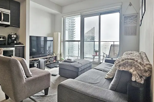 2220 Lakeshore BLVD W #3410, Toronto W06, ON M8V 1A4