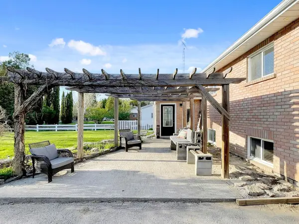 30 Trent River RD N, Kawartha Lakes, ON K0M 2B0