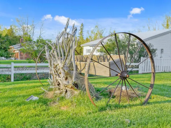 30 Trent River RD N, Kawartha Lakes, ON K0M 2B0