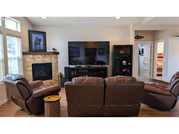 145 NE 71st ST, Newport, OR 97365